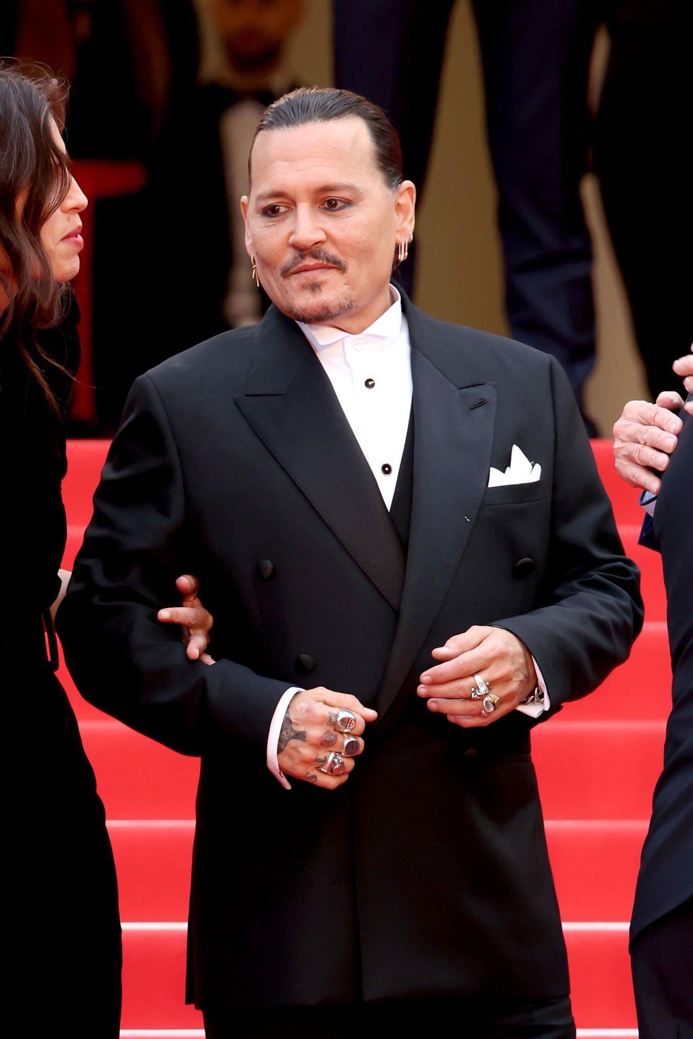 johnnydepponline_cannes20230516_002.jpg