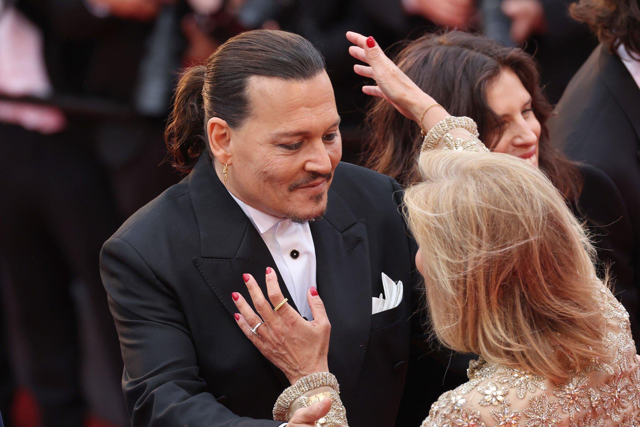 johnnydepponline_cannes20230516_025.jpg johnnydepponline_cannes20230516_025.jpg
