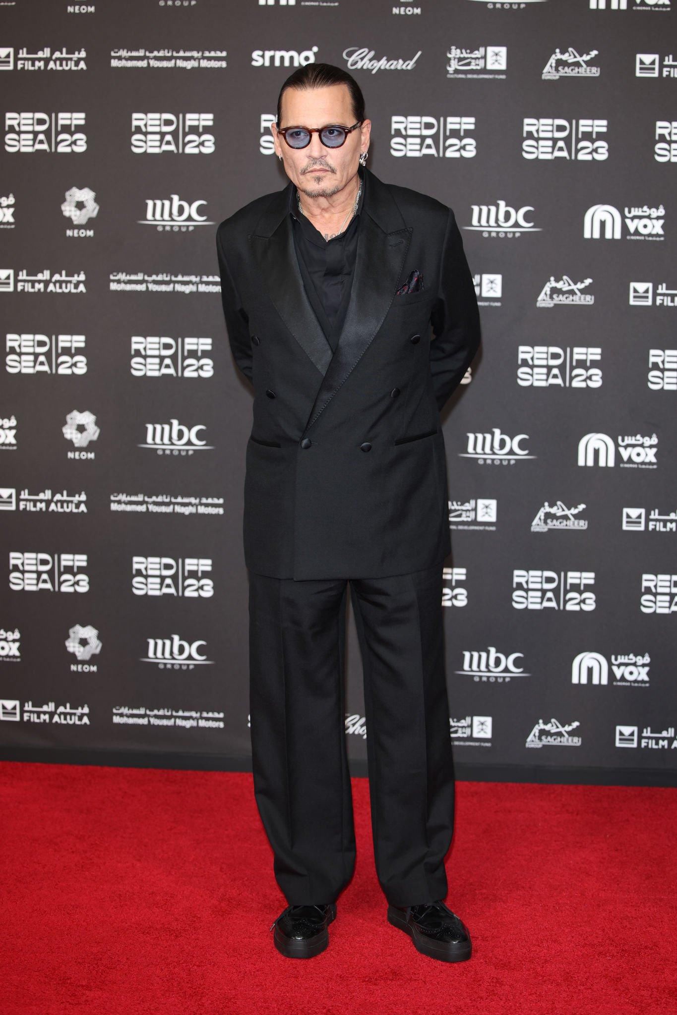 johnnydepponline_redseainternationalfilmfestival20231130_openingnight_014.jpg