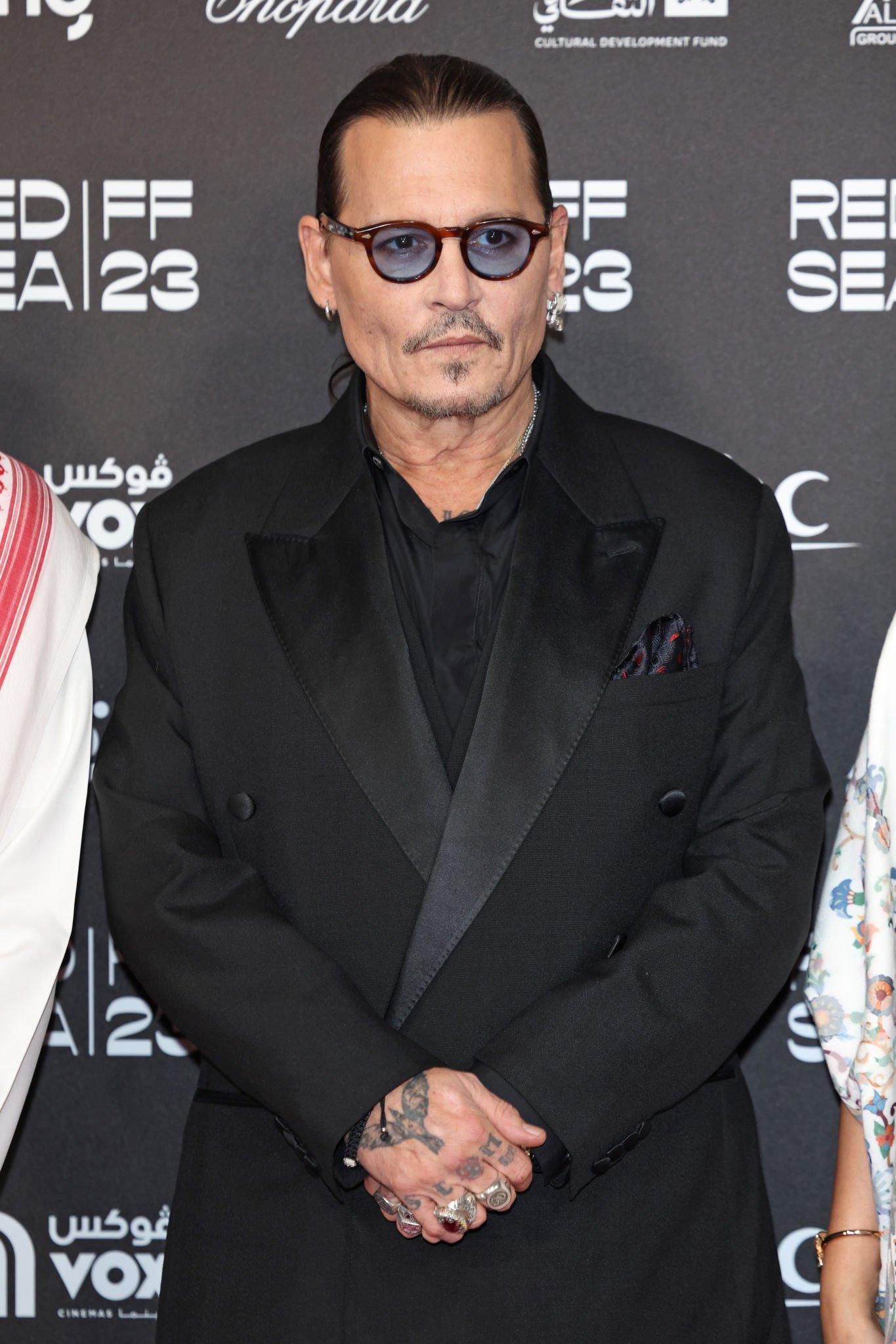 johnnydepponline_redseainternationalfilmfestival20231130_openingnight_030.jpg