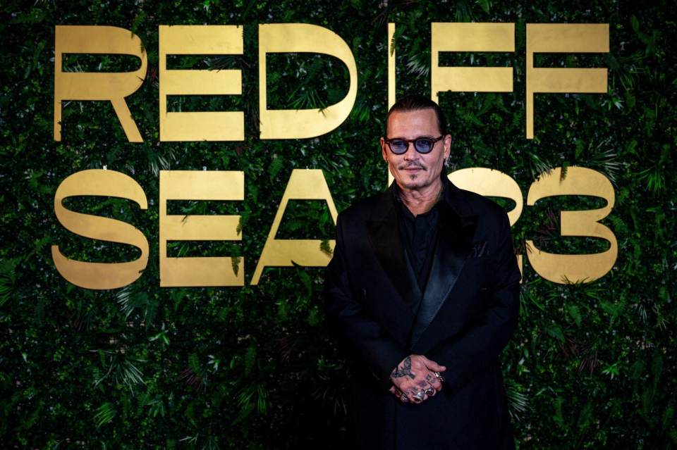 johnnydepponline_redseainternationalfilmfestival20231130_openingnight_044.jpg